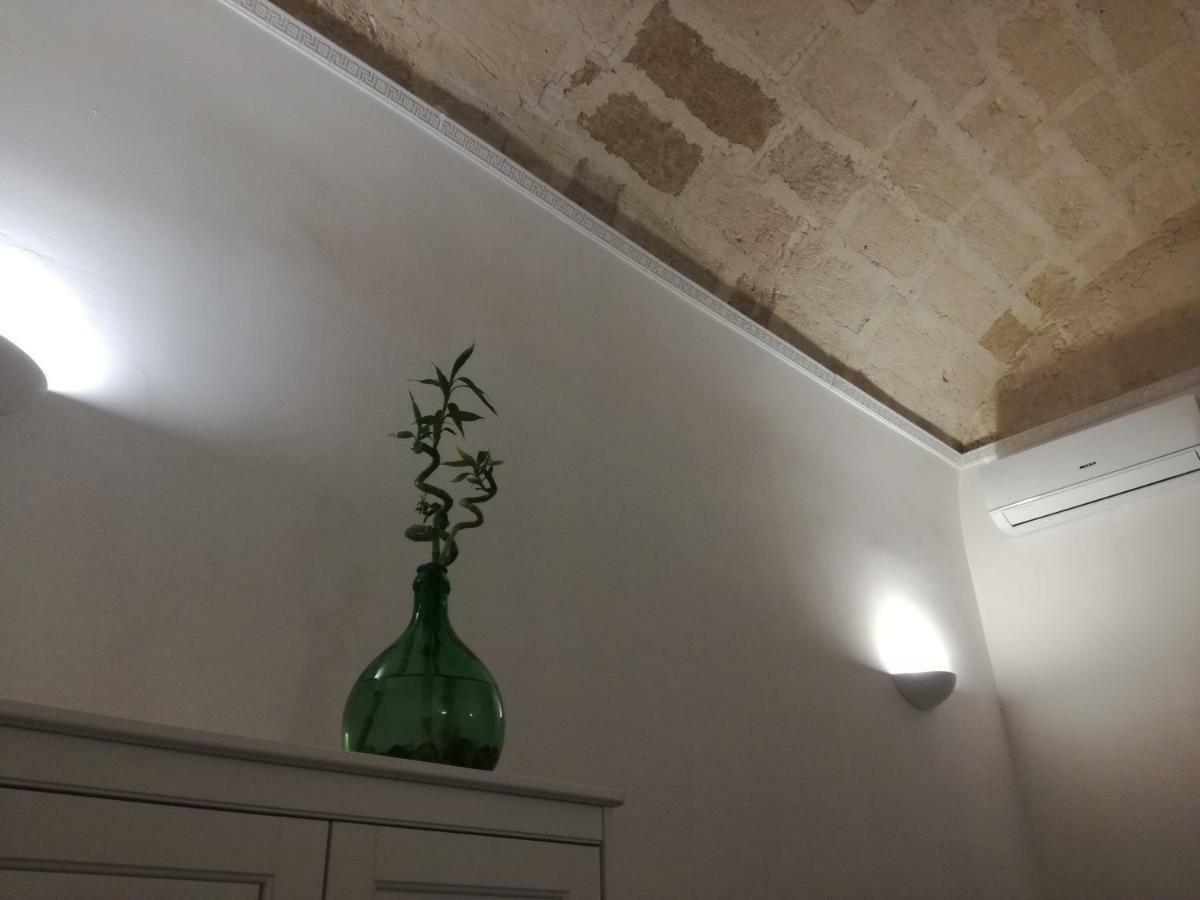 Suite Al Ponte 2.0 Taranto Exterior photo